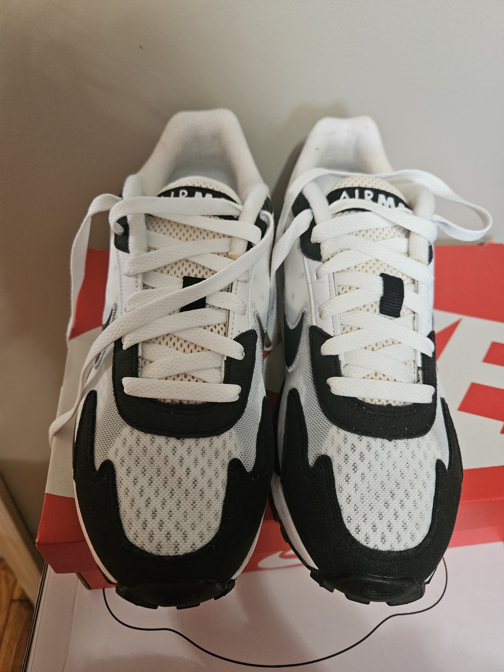 Nike Air Max SoloSneakers in White and Black